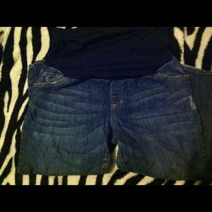 Maternity capris 💗cute