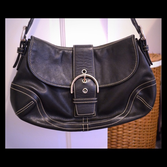 Black coach leather purse