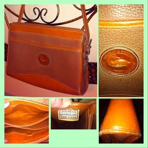 Bundle 💯Authentic vintage Dooney & Bourke AWL