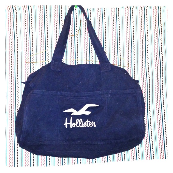 Navy blue Hollister duffel bag