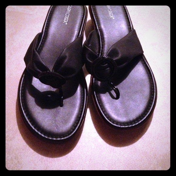 Black sandals!! Only $10!!