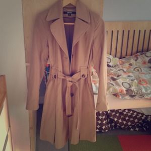 HOST PICK!! DKNY Honey Colored Trench Coat