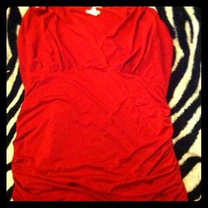 Beautiful maternity shirt😍