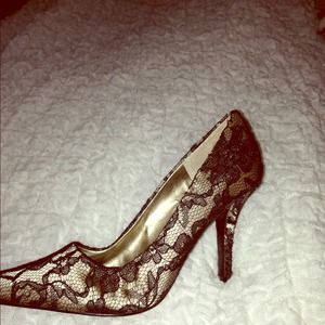 Nine West Black and Creme Lace Heels