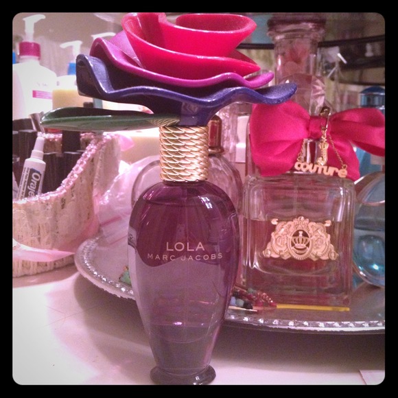 ✨SOLD✨🌷 Lola by Marc Jacobs Perfume 🌷