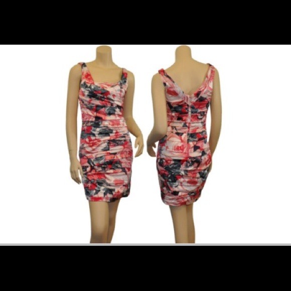 🎉HOST PICK🎉Express pink floral rouched dress🌺 - Picture 2 of 3