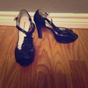 Black Steve Madden heels