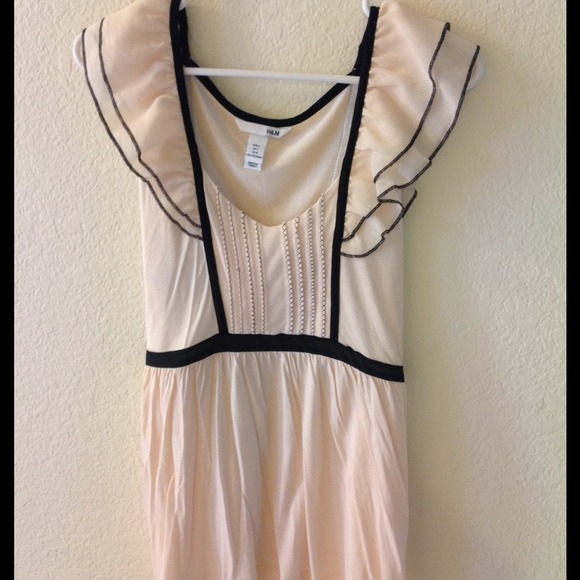 @@SOLD in bundle@@Flirty pink top