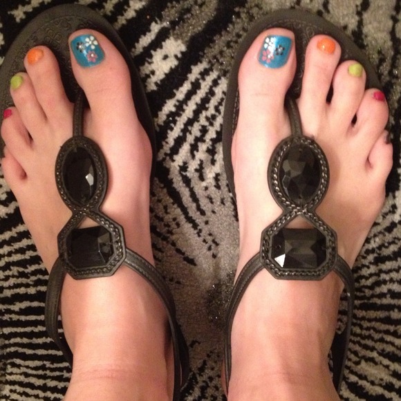 Traded✨🌺🌼Back thong sling back sandals🌺🌼