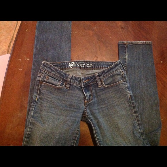 Size 0 Reg B Venice Jeans