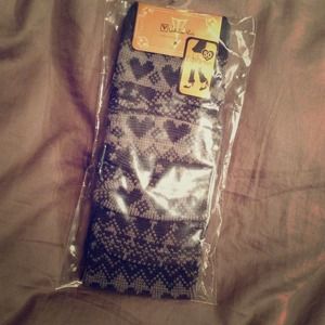 Grey heart pattern knit leg warmers
