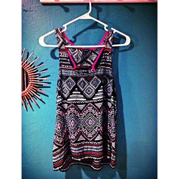 American Eagle Aztec Print Top