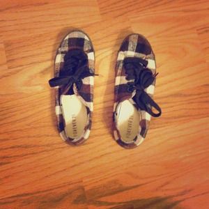 Forever 21 plaid lace up shoes