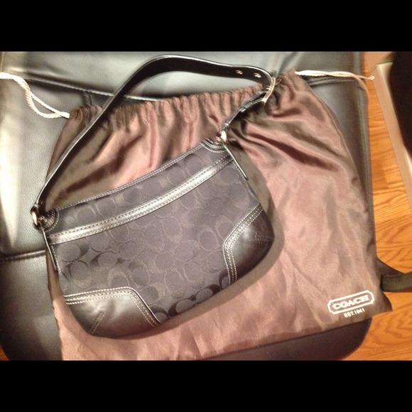 Coach purse. Brand new - Picture 2 of 4
