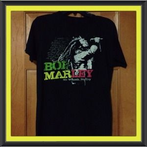 RESERVED FOR SammieSammie123💛BOB MARLEY TEE💛
