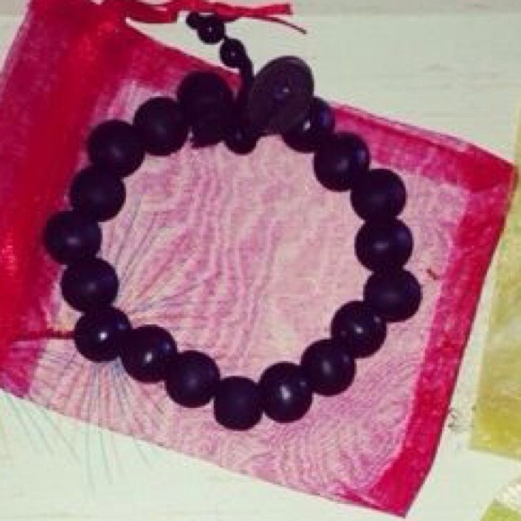 Buddhist prayer n meditation beads