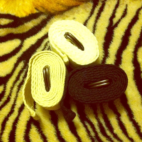 SOLD🚫Bundled!🚫Reduced price!!✅Three belts