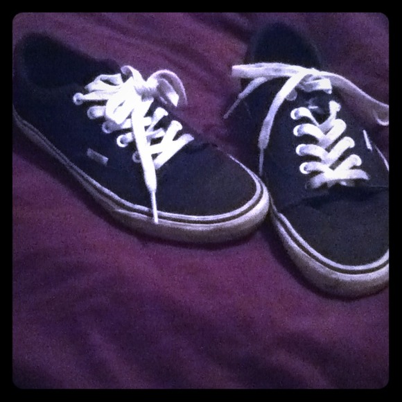 Black Vans! Women's 10.5, men's 8.5.