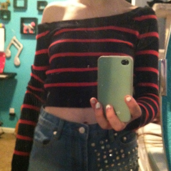 🚫SOLD🚫 Abercrombie crop top long sleeve - Picture 4 of 4