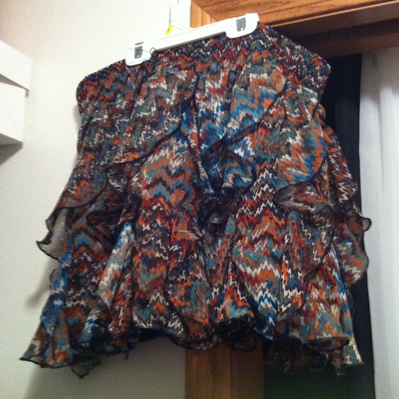 Rue 21 corkscrew skirt