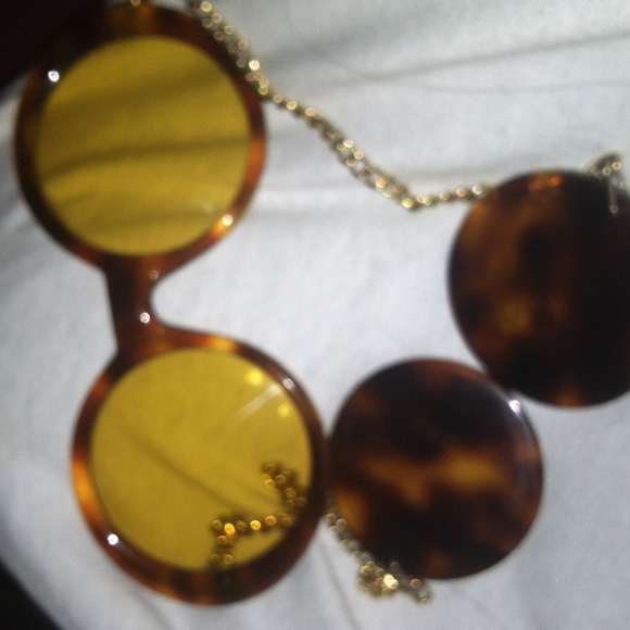 Vintage 1960 sunglasses - Picture 3 of 4