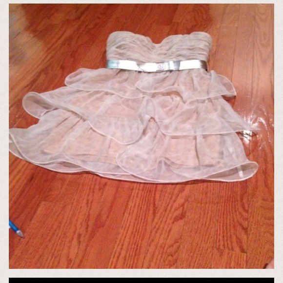 2 dresses 1 top bundle for abba63