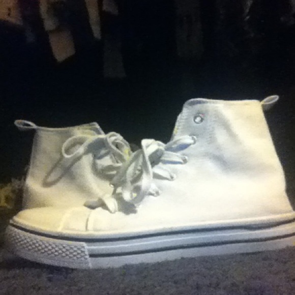 White high top converse style shoes