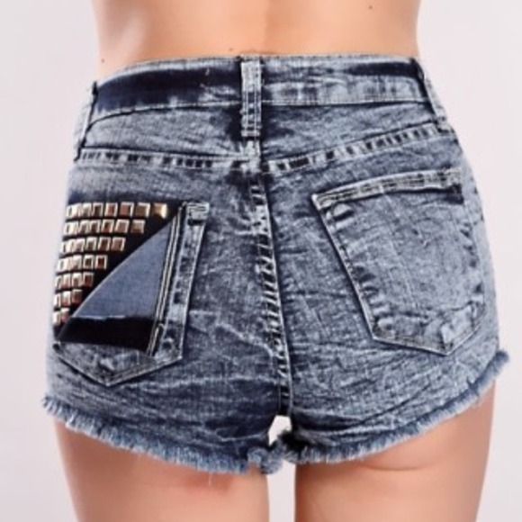 💢SOLD💢new high waisted shorts - Picture 1 of 3