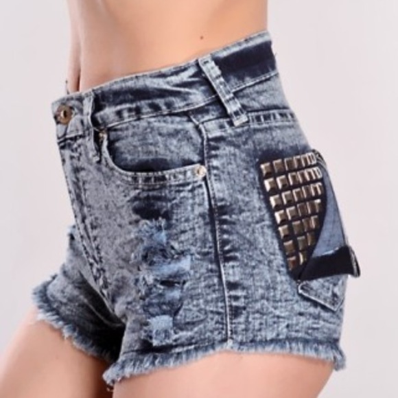 💢SOLD💢new high waisted shorts - Picture 3 of 3