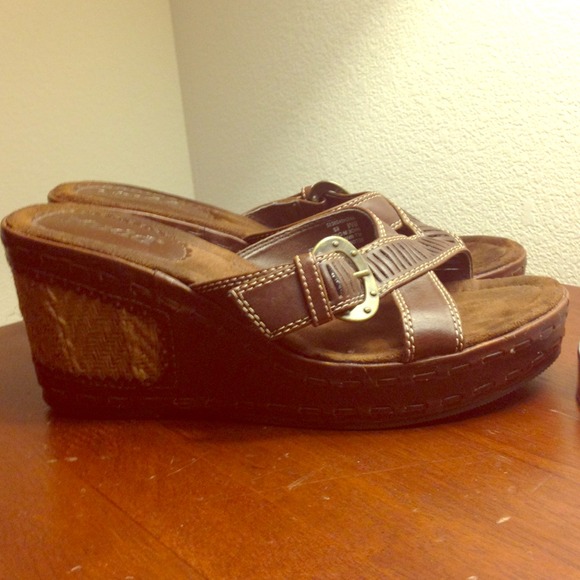 wedge platforms