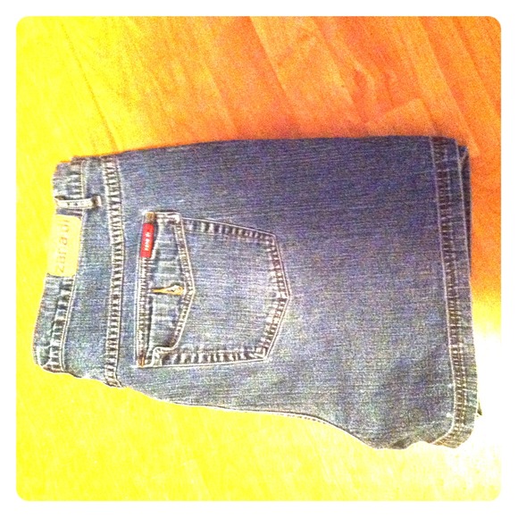 Zara-di Jean shorts - Picture 1 of 1