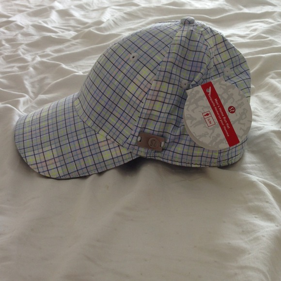 ❗️SOLD ❗️LuluLemon Home Run Hat