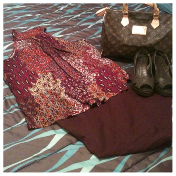 Colorful sleeveless blouse