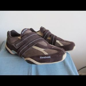 NWOT REEBOK sneakers size 6.5