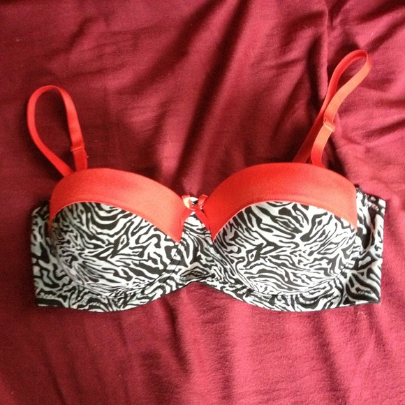 🚫Traded🚫🌟NWOT🌟Push Up Bra