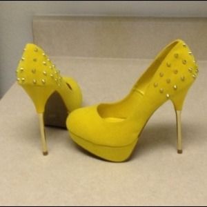 Bright Yellow Shoe-Dazzle Heels