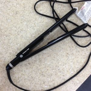 BaByliss Pro porcelain ceramic flatiron.