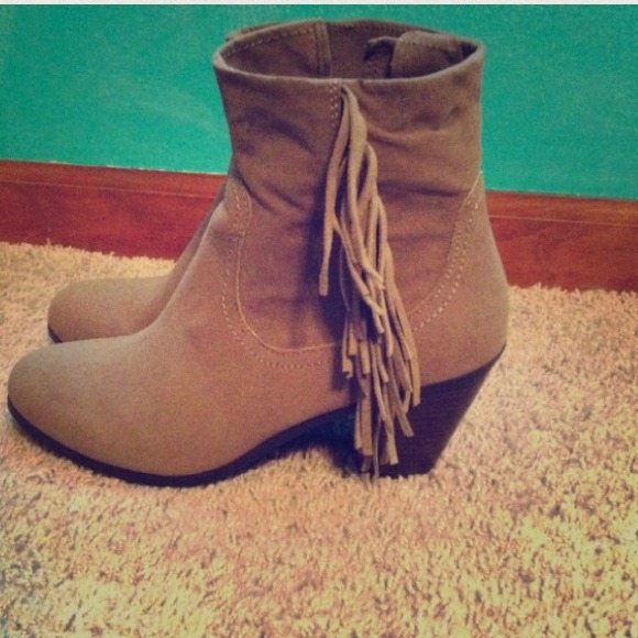 Fringe Boots