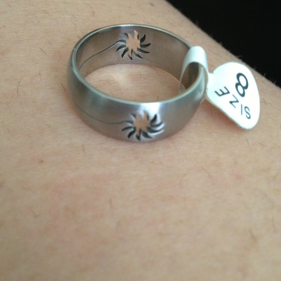 Silver sun ring