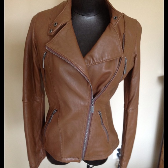 🌼Sold!! Michael Kors leather jacket!🌼