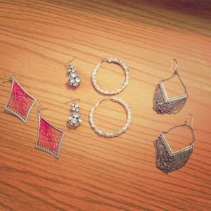 Assorted earrings
