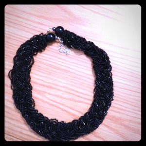 Black short necklace - very stylish!
