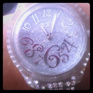 BKE bling watch