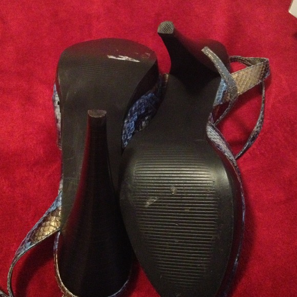 💐SEXY SNAKE PRINT SANDALS💐 - Picture 4 of 4