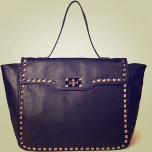 SOLD!!!'! ⚠⚠Forever 21 studded tote