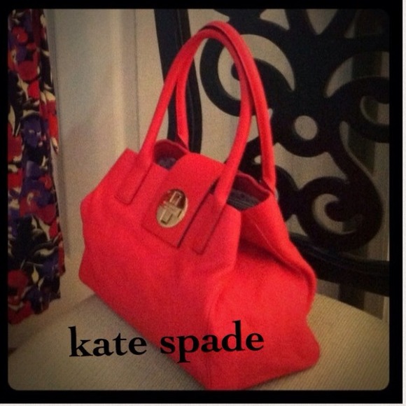 kate spade Handbags - OH HOLD ⬇ LOWER PRICE! KATE SPADE Bag