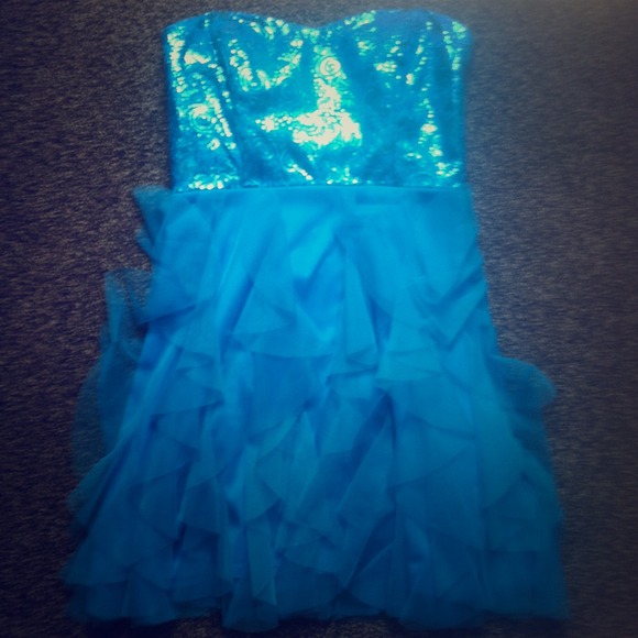 Blue sequined/mesh dress - Picture 1 of 3