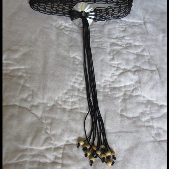 Banana Republic knotted belt . Size M - Picture 2 of 4