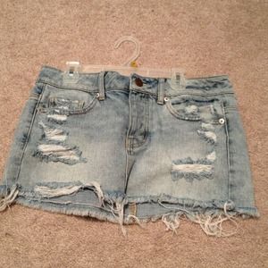 American Eagle mini skirt
