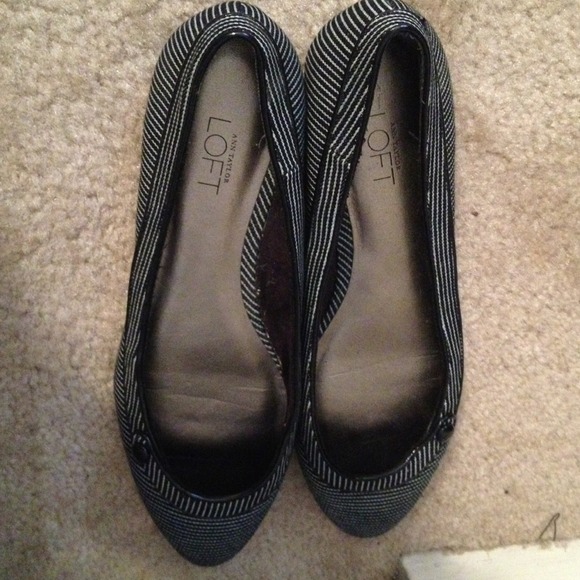 Ann Taylor LOFT Black and white stripped Flats